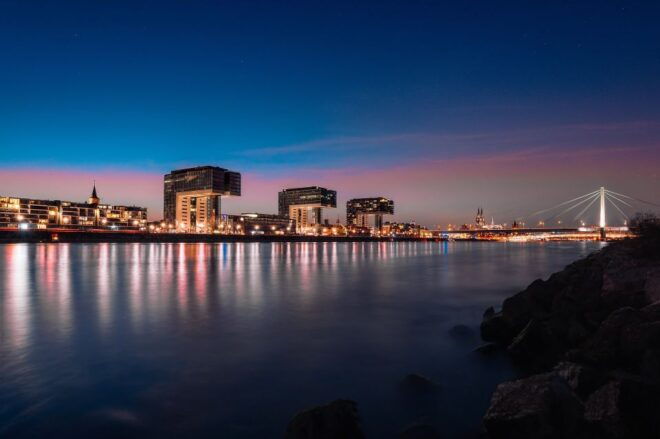 Cologne Highlights Privat Walking Tour & Panoramic Boat Trip - Tour Directions