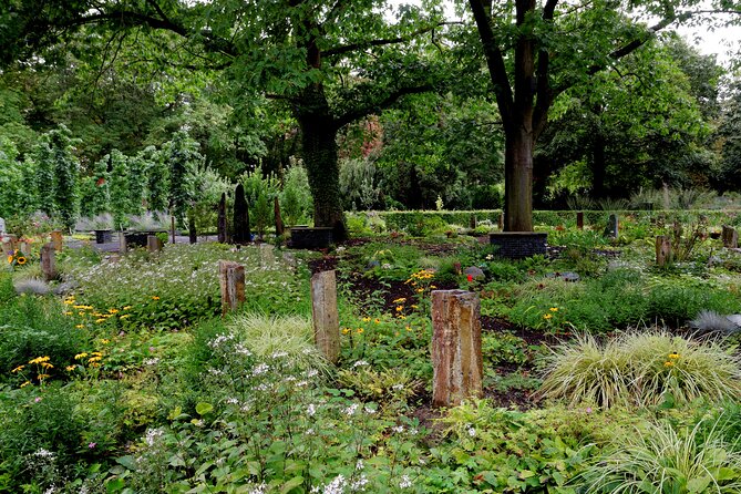 Cologne: Melaten Cemetery With Old Town Private Tour - Tour Details