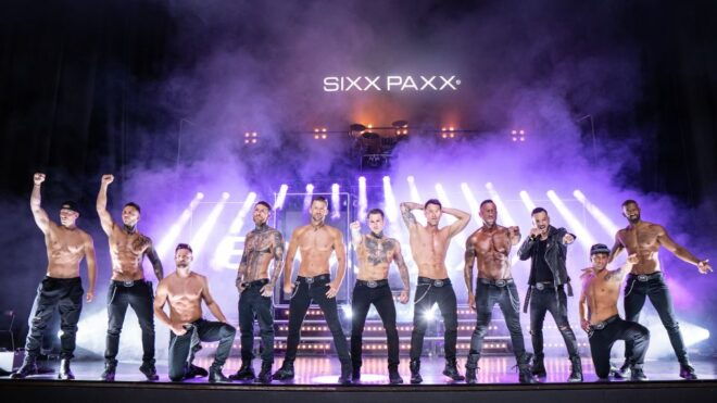 Cologne: Men's Performing Arts Show at Theater Köln - Reserve Now & Pay Later