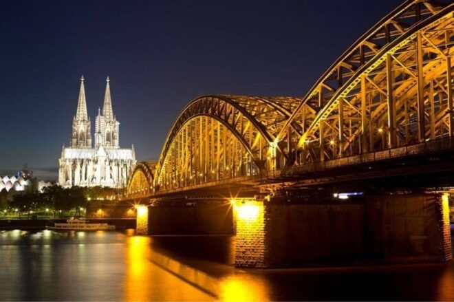 Cologne: Must-See Attractions Walking Tour - Key Attractions Explained