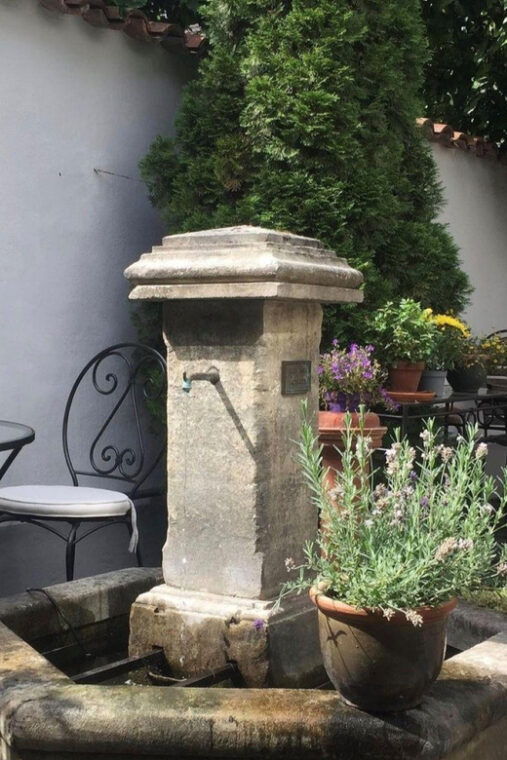 Cologne-Nippes: Summer wine party in the frenchstyle garden - Who Will Appreciate This Tour?
