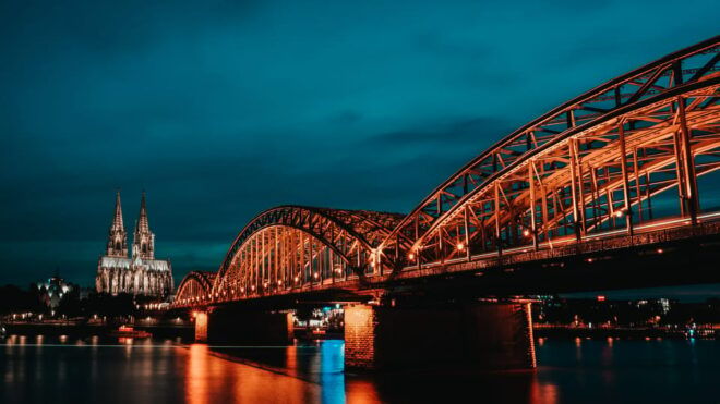 Cologne: Rhine River Winter Cruise With Festive Music - Customer Reviews