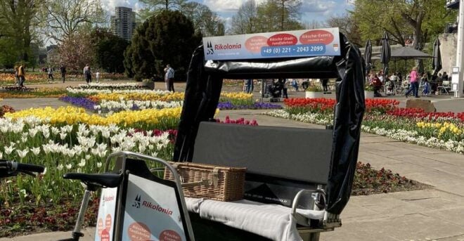 Cologne: Rickshaw Sightseeing Tour With Picnic Lunch, 2 Pers - Itinerary