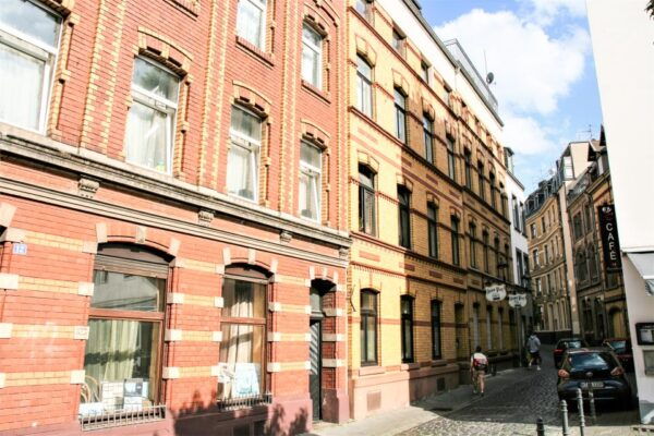 Cologne: Walking Tour of Kuniberts-Viertel and Eigelstein - Common Questions