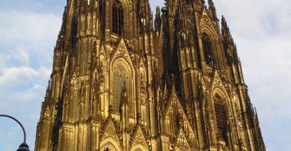 Cologne Walking Tour With a Visit to World Famous Cathedral - Reservation and Payment Details