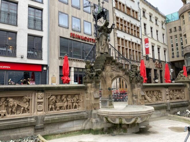 Cologne: Walking Tour With Brewery Visit & Beer Tasting - Customer Reviews