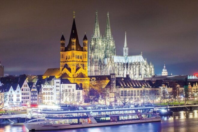 Cologne: Winter Afternoon Boat Cruise on the Rhine - Highlights of the Boat Cruise Experience