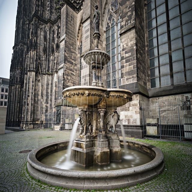 Cologne: WWII Sites With Optional EL-DE Haus Private Tour - Inscriptions: Testimonies of Prisoners