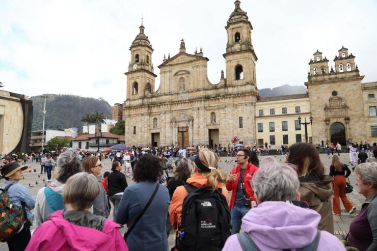 Colombian Conflict Tour: War,Drug Trafficking and Peace - Good To Know