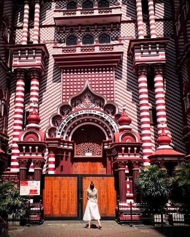 Colombo: 2-Day City Tour with 3 star Hotel Stay & Breakfast - First Impressions of the Tour