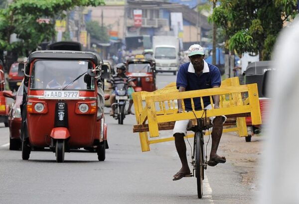 Colombo: All-Inclusive Private City Tour - Inclusive Transportation