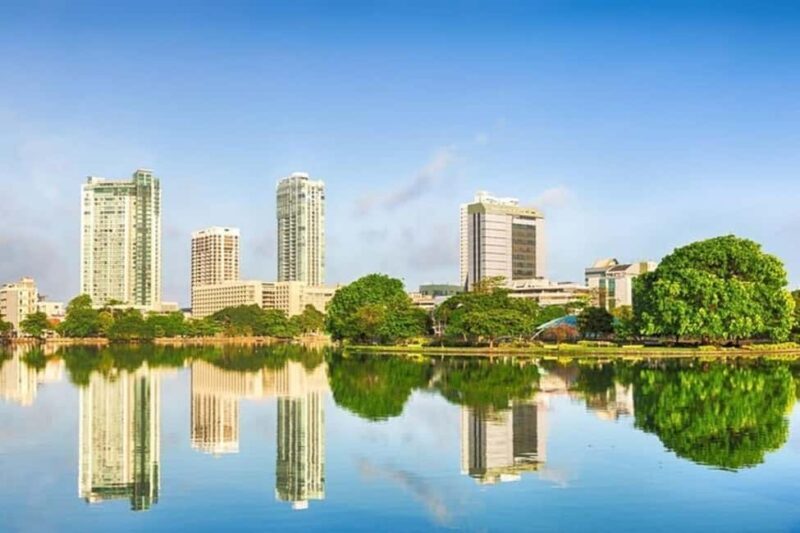 Colombo: Best Street Food Tour With A Local Guide - What You’ll Taste and See