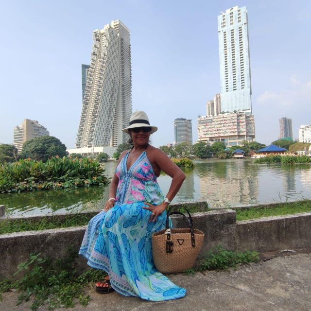 Colombo: Capital of Colombo City Tour By Car or Van - Must-Visit Attractions in Colombo