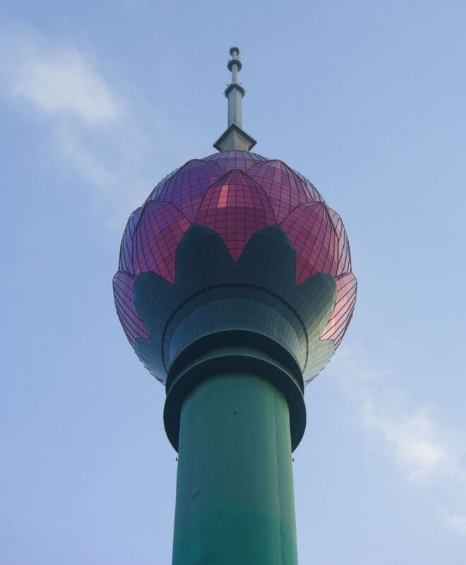 Colombo City Highlights Private Half-Day Tour with Lotus Tower - Who is likely to enjoy this Colombo tour