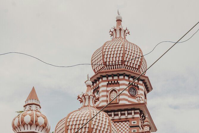 Colombo City Temples and Markets with Local Lunch - The Practical Side: What to Expect