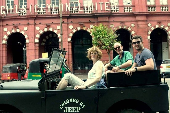 Colombo City Tour by War Jeep - 360-Degree Views of the City