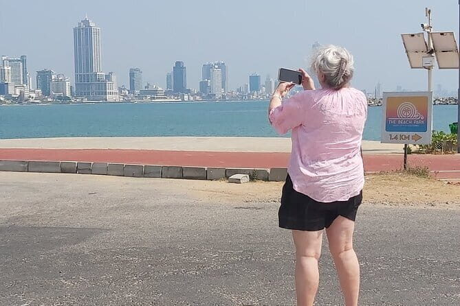 Colombo City Tour with Lunch/Dinner - All Inclusive - FAQs about the Colombo City Tour