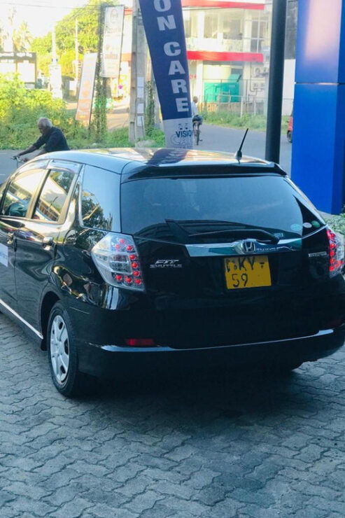 Colombo: CMB Airport Pickup and Drop-off Service - Pricing Details