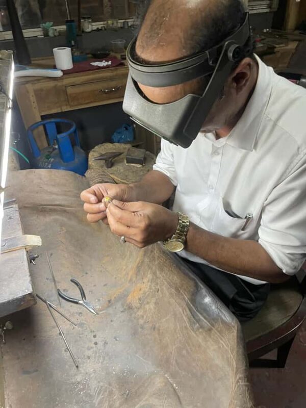 Colombo: Gem Museum and Factory Tour with Port Pickup - Good To Know