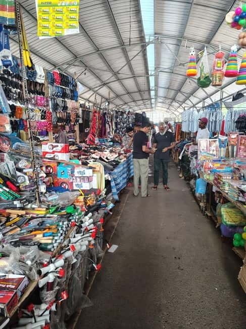 Colombo: Guided Walking Tour - Tasting Local Delights  