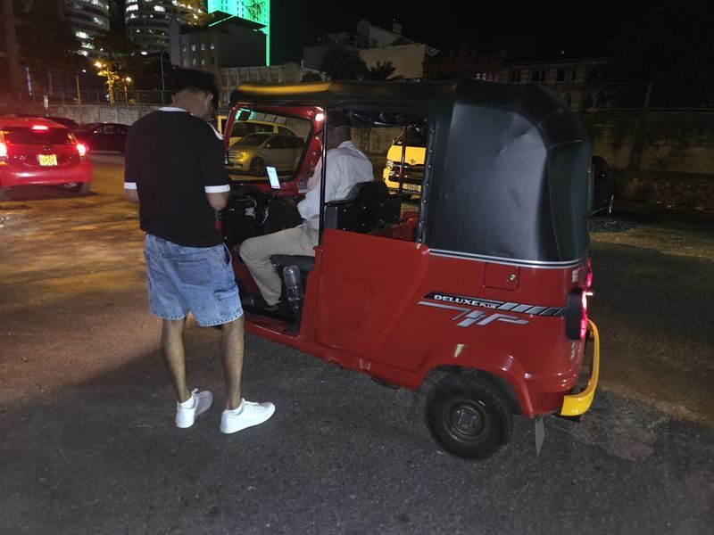 Colombo Hidden Bar Tour | Authentic Nightlife Experience - Coconut arrack, Lion beer, and Sri Lankan bites