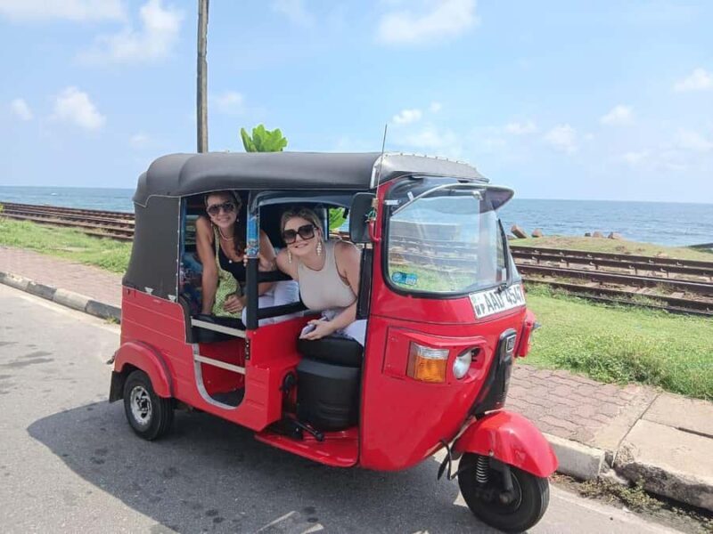 Colombo: Highlights City Tour by Tuk-Tuk with Private Guide - Good To Know