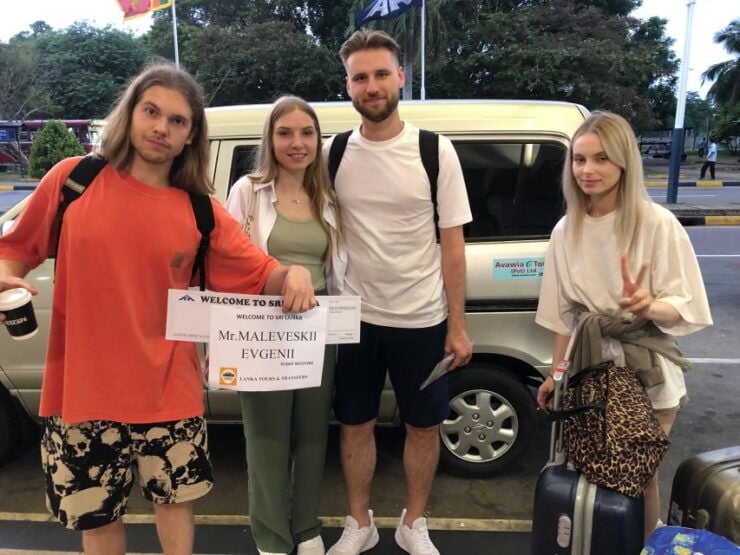 Colombo International Airport to Any Destination Transfer - Booking Details