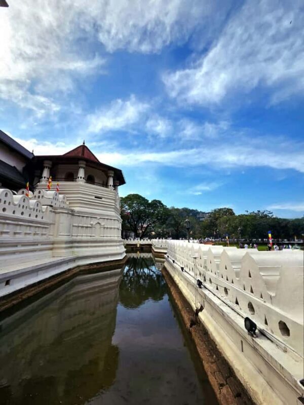 Colombo: Kandy Temple & Ridi Viharaya( Silver Temple) - Authentic Insights from Reviewers