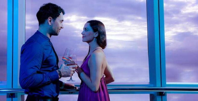 Colombo: Lotus Tower Celebration Dining Experience with Cake - Who Should Consider This Experience?