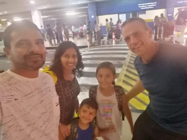 Colombo : Negombo (Cmb) Airport Transfer Private Vehicle - Frequently Asked Questions
