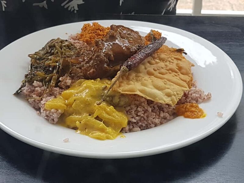 Colombo: Negombo Cultural Photo Tour with Local Lunch - Lagoon Boat Tour: Waterway Perspectives