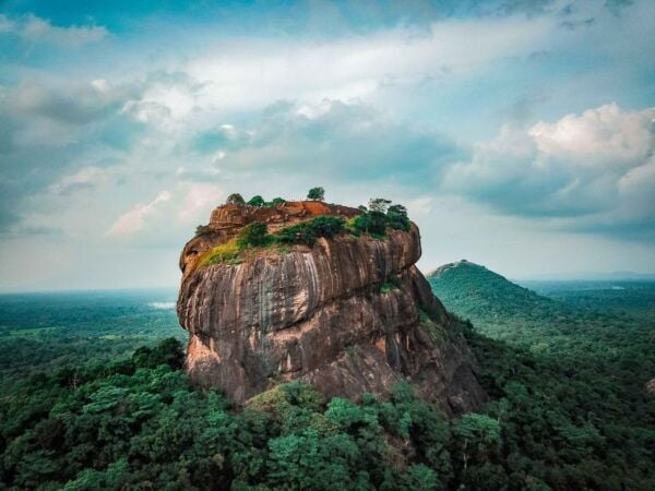 Colombo/Negombo: Sigiriya, Kandy, Ella 3-Day Trip With Train - Common Questions