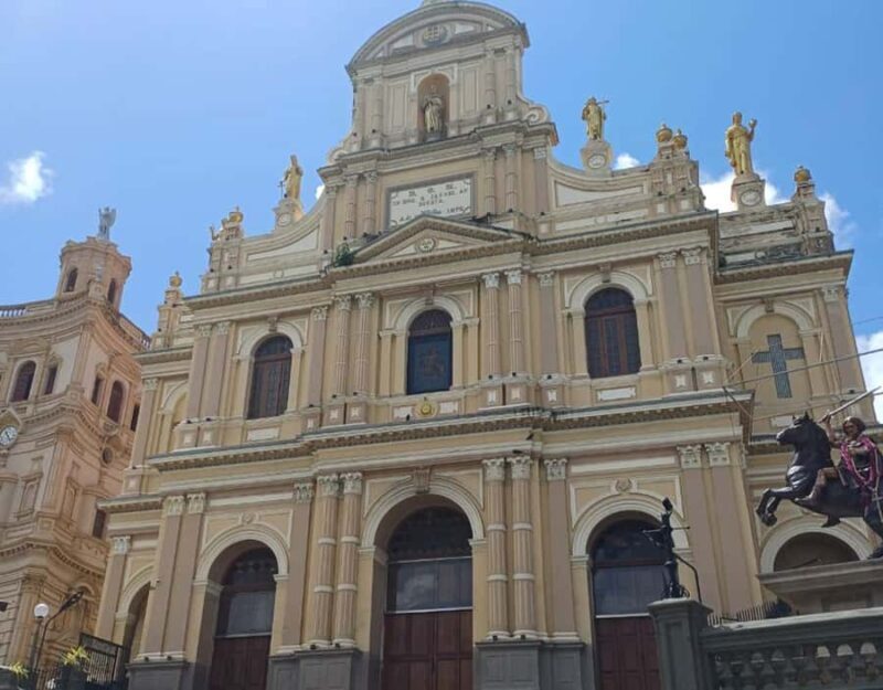 Colombo: Private 4-Hour Tuk-Tuk City Tour| Free for Children - Authenticity and Unique Experience Aspects