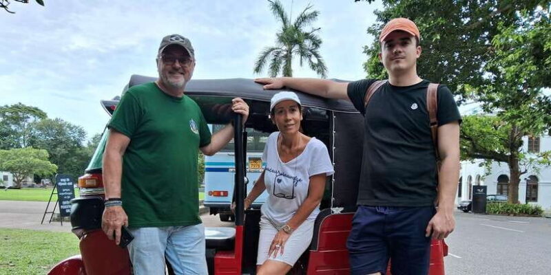 Colombo: Private Tuk-Tuk City Tour with All Entry Fees - Good To Know