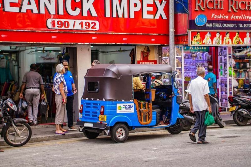 Colombo: Private Tuk-Tuk City Tour with Guide & All Tickets - Detailed Breakdown of the Itinerary