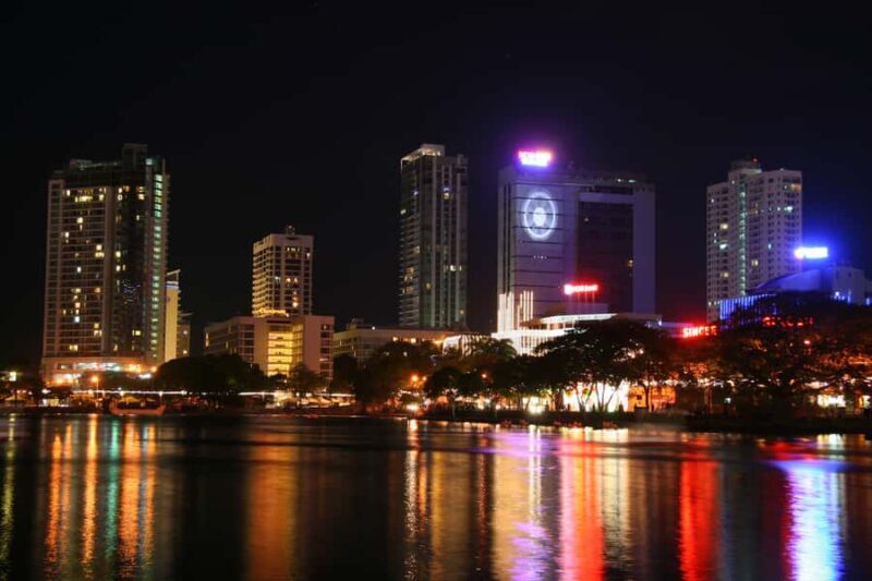 Colombo: Private Walking Tour with a Local - Good To Know