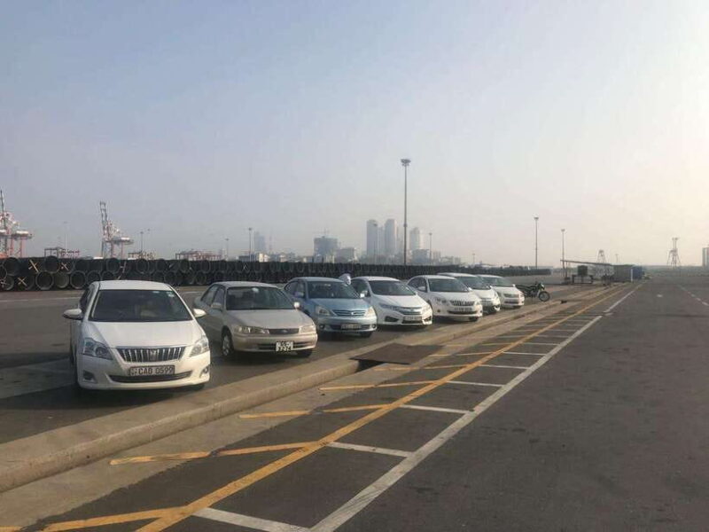 Colombo: Sightseeing Tour, Beach, and Kelaniya Temple Day - Good To Know  