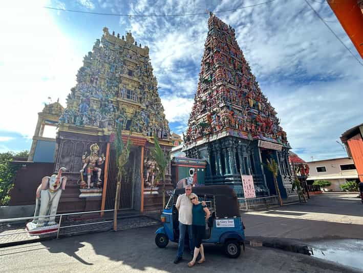 Colombo: Sightseeing Tour by Tuk Tuk Morning and Evening - Itinerary Highlights
