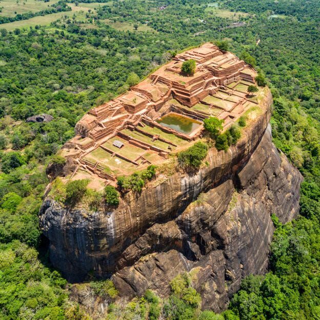 Colombo Sigiriya & Dambulla Day Tour with Safari - Three big destinations, one ambitious day
