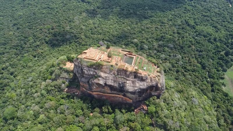 Colombo Sigiriya & Dambulla Day Tour with Safari - The price: $172.50 is only a starting point