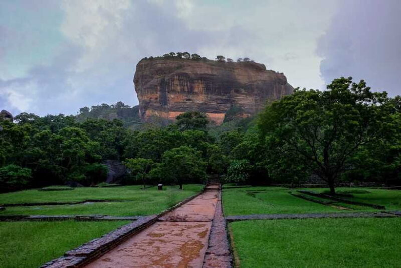 Colombo: Sigiriya Rock, Cave Temple & Village Private Tour - Final Thoughts