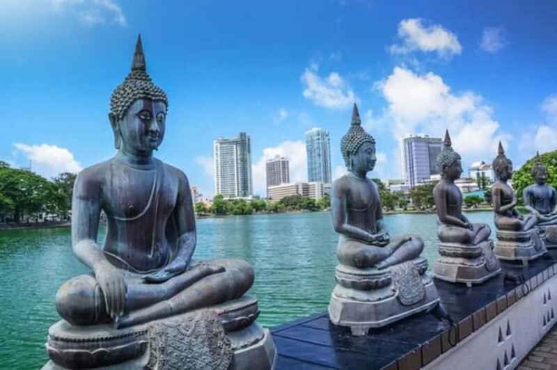 Colombo Stories & Street Life: Markets, Temples & City - Temple Visits: Spiritual Heritage in the City