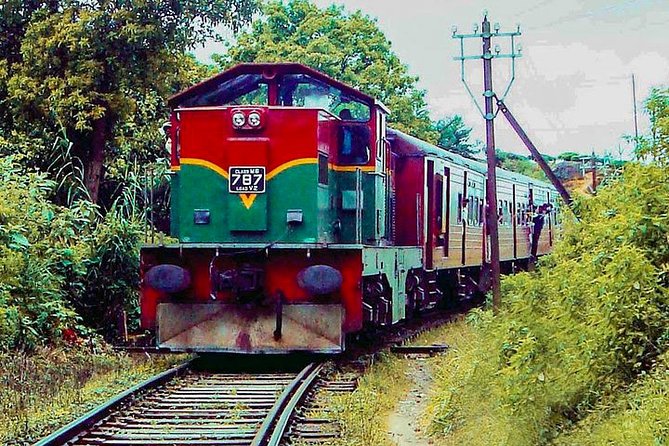 Colombo to Badulla Train Ride on (Train No: 1015 Udarata Menike) - Meeting and End Points