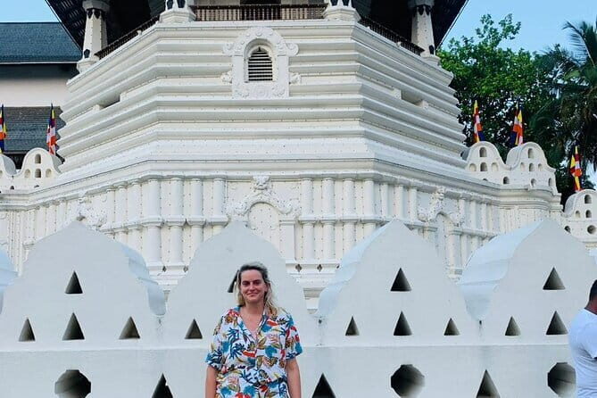 Colombo to Kandy Shuttle with Dambulla Sightseeing Tour - Final Thoughts on Value and Suitability