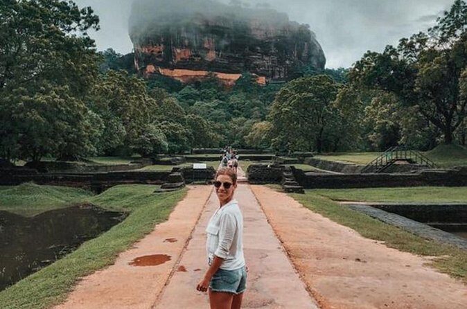 Colombo to Sigiriya and Dambulla Day Tour - FAQ