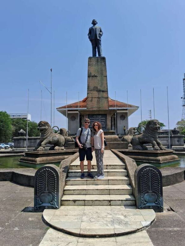 Colombo: Tuk Tuk City Tour with free Hotel Pickup & Drop-off - Introduction to the Colombo Tuk Tuk Tour