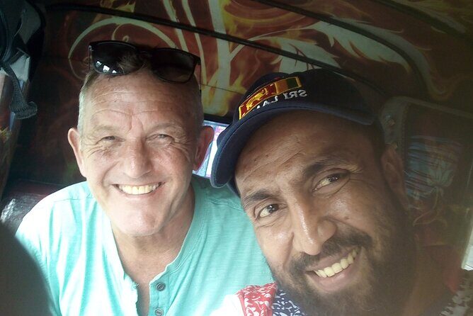 Colombo Tuk Tuk city tour with friendly Tuk driver(All inclusive) - FAQs