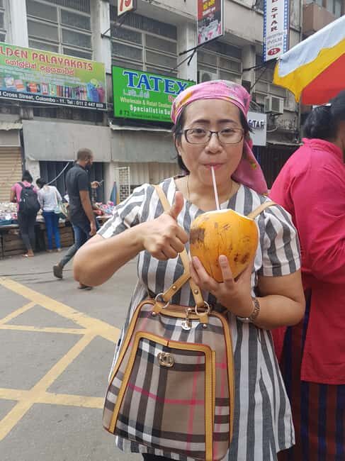 Colombo unseen walking tour taste with snacks. - FAQ