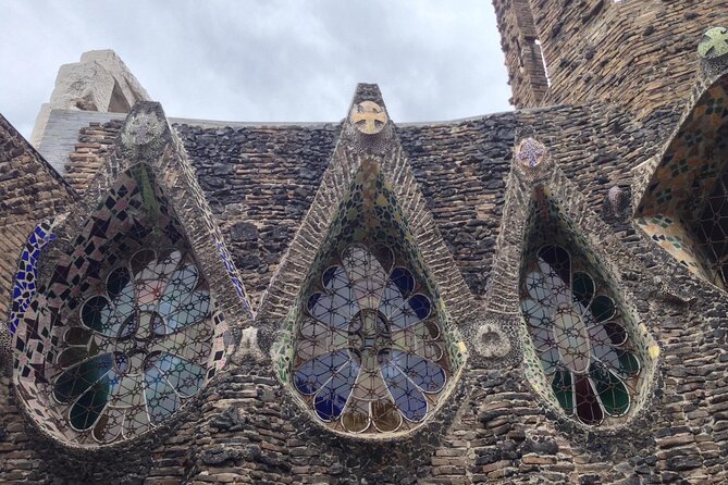 Colonia Güell the Crypt With Audioguide - History and Significance