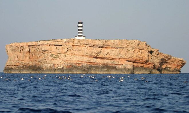 Colonia Sant Jordi: Boat Tour Around Cabrera Archipelago - Important Information